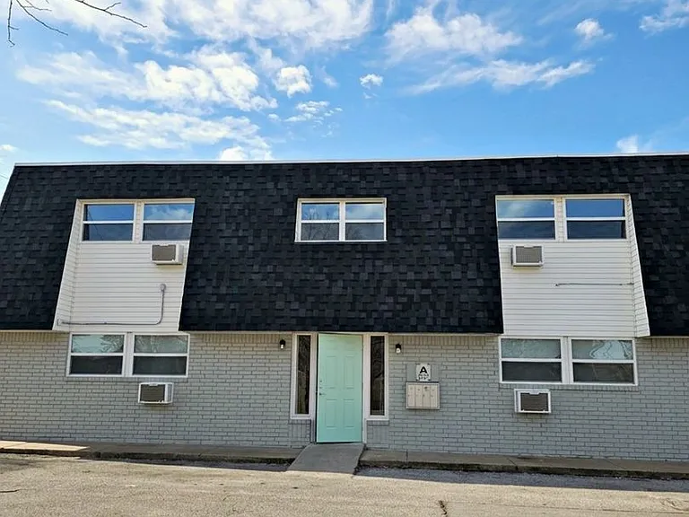 Greenswest Apartments — Photo 12