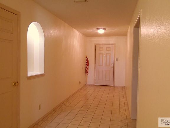 3rd image of 1000 Camelot Dr APT 6257
