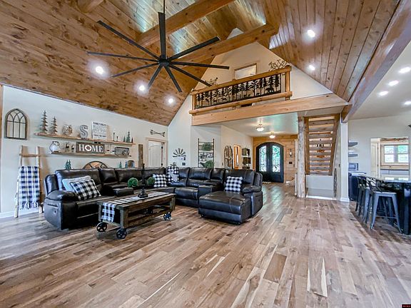 3rd image of 3607 Highway 125 N