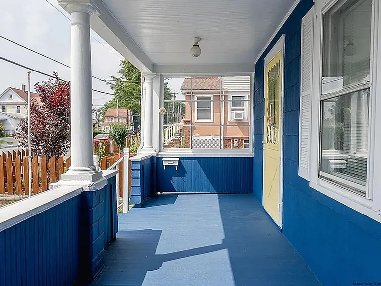 82 Prospect St — Photo 30