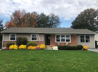 111 Elk Ln, Willow Street, PA