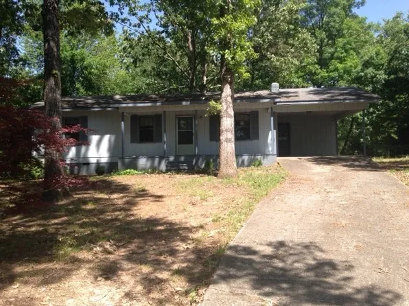205 Cedar Ln, Mount Airy, GA 30563