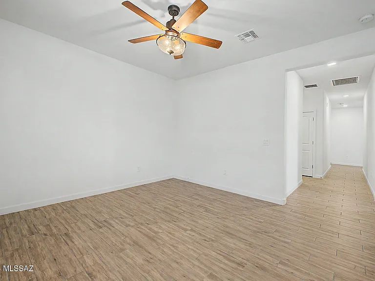 2177 W Desert Topaz Way — Photo 18