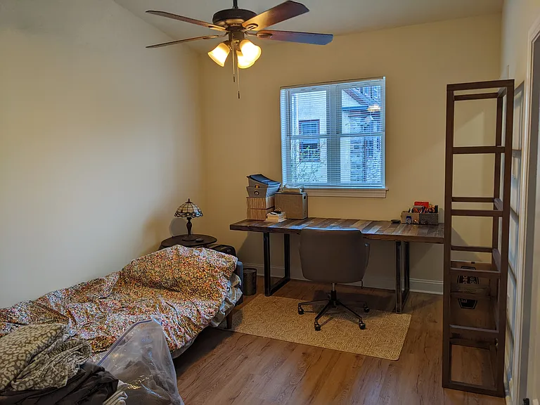 2nd Bedroom / Office