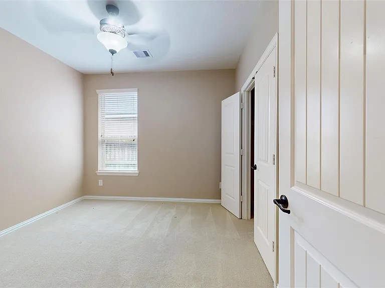 12314 Meadow Breeze Dr — Photo 30
