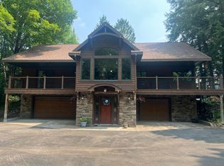 7782 S Bay View Rd, Presque Isle, WI 54557