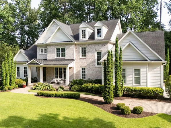 723 Glenairy Ct, Sandy Springs, GA 30328