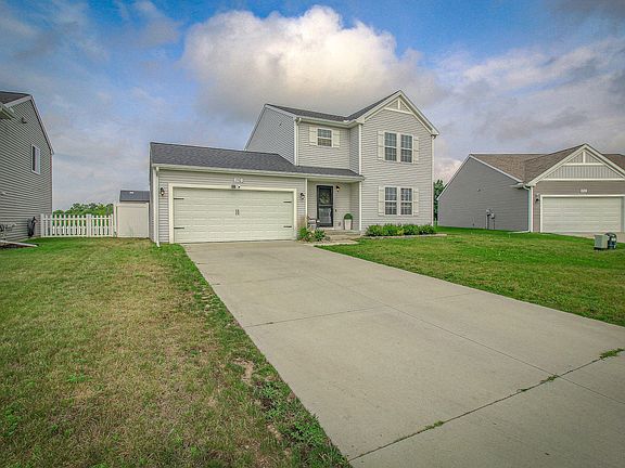 3rd image of 1742 Burr Pond Ln