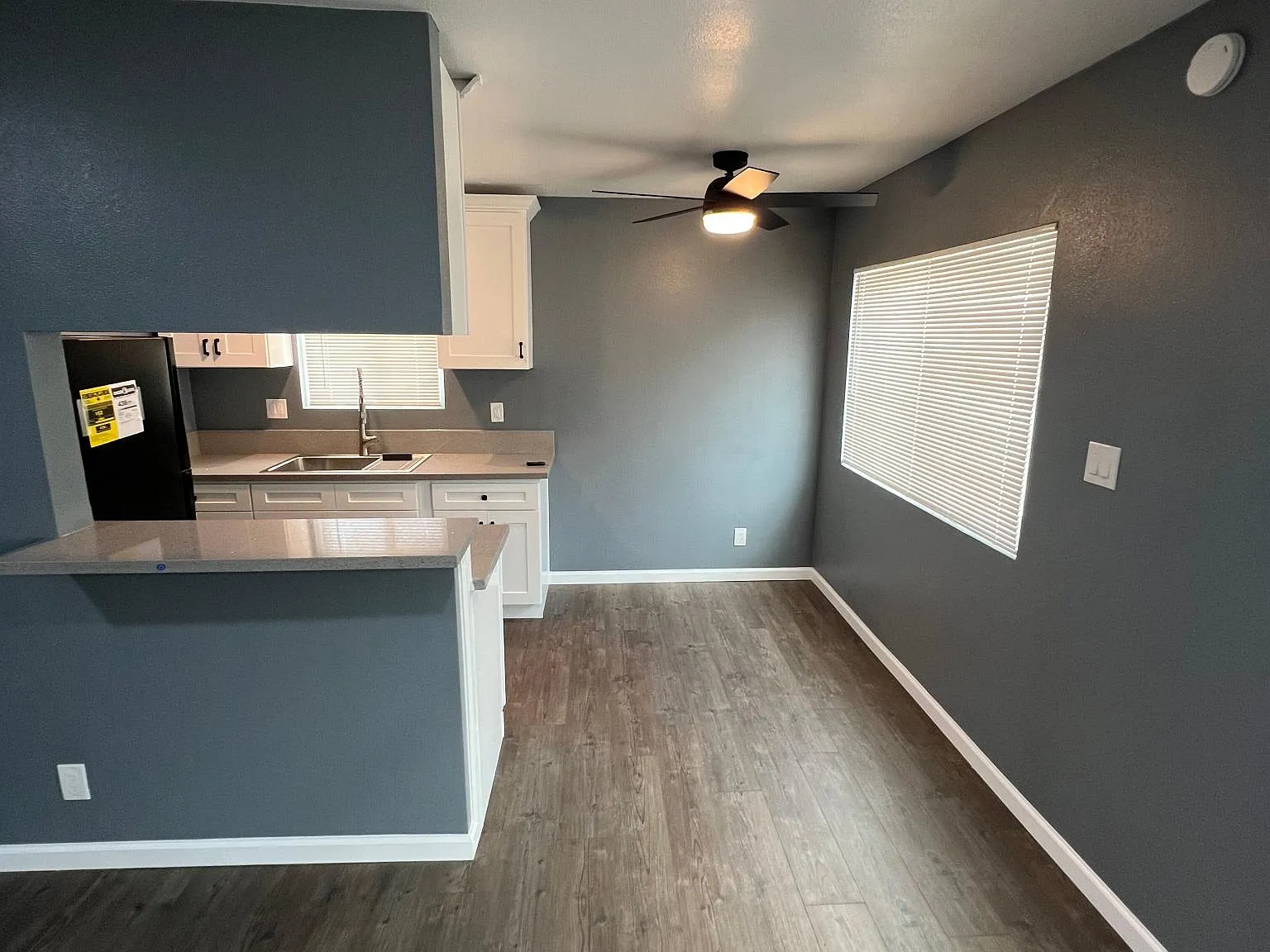 2 bed, 900 sqft, $2,500 — Photo 3