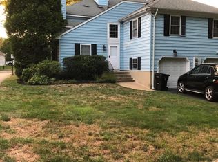 901 Buckingham Cir, Middletown, NJ 07748