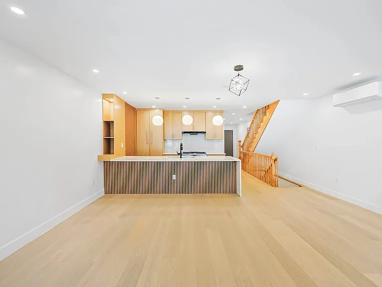 153 Weirfield St #A — Photo 11