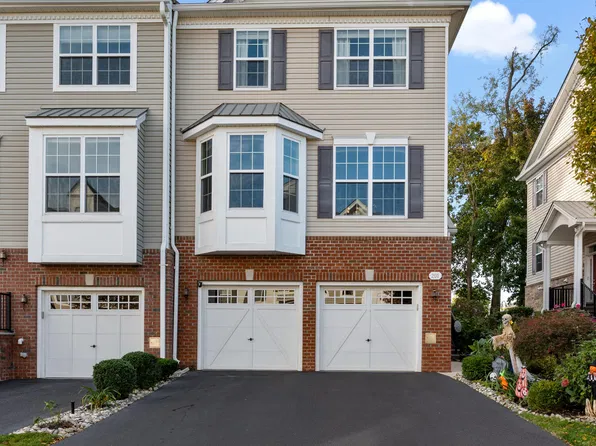 201 Yale Boulevard, Shrewsbury Boro, NJ 07702