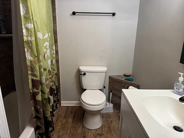 588 Blake Moore Dr — Photo 11