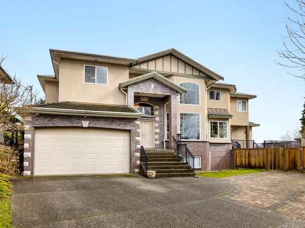 218 Seaview Dr, Pt Moody, BC V3H 3J2