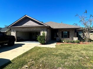 4711 Deerfield Dr, Panama City, FL 32404