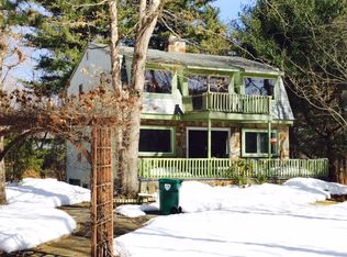55 Esek Hopkins Rd, Scituate, RI 02857