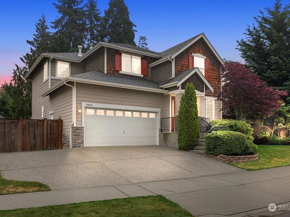 1st image of 20211 10th Avenue W