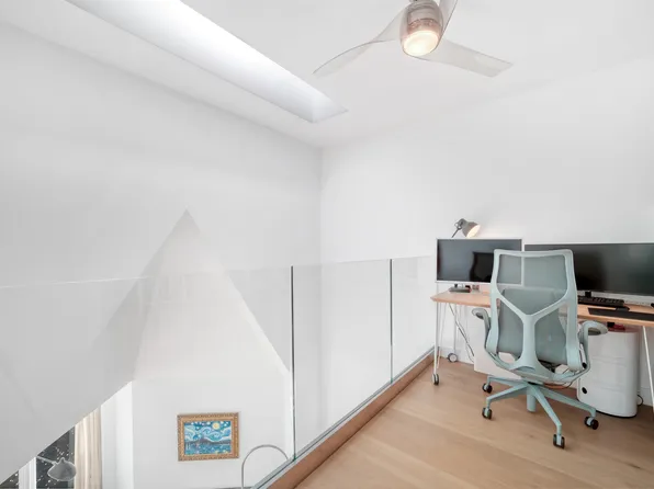 600 Harbor Boulevard image 10 of 19