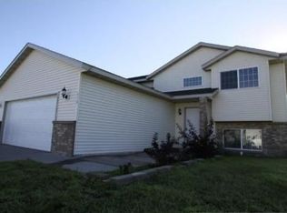 616 8th Ave SW, Rice, MN 56367