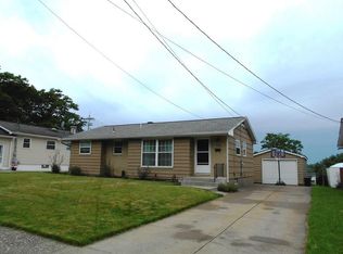 1458 W Grandview Blvd, Erie, PA