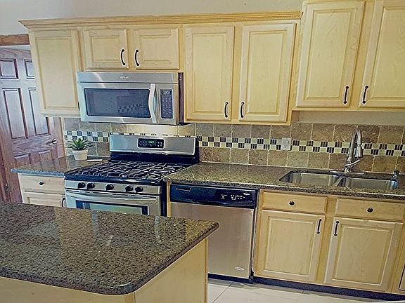 2nd image of 6645 Athena Dr