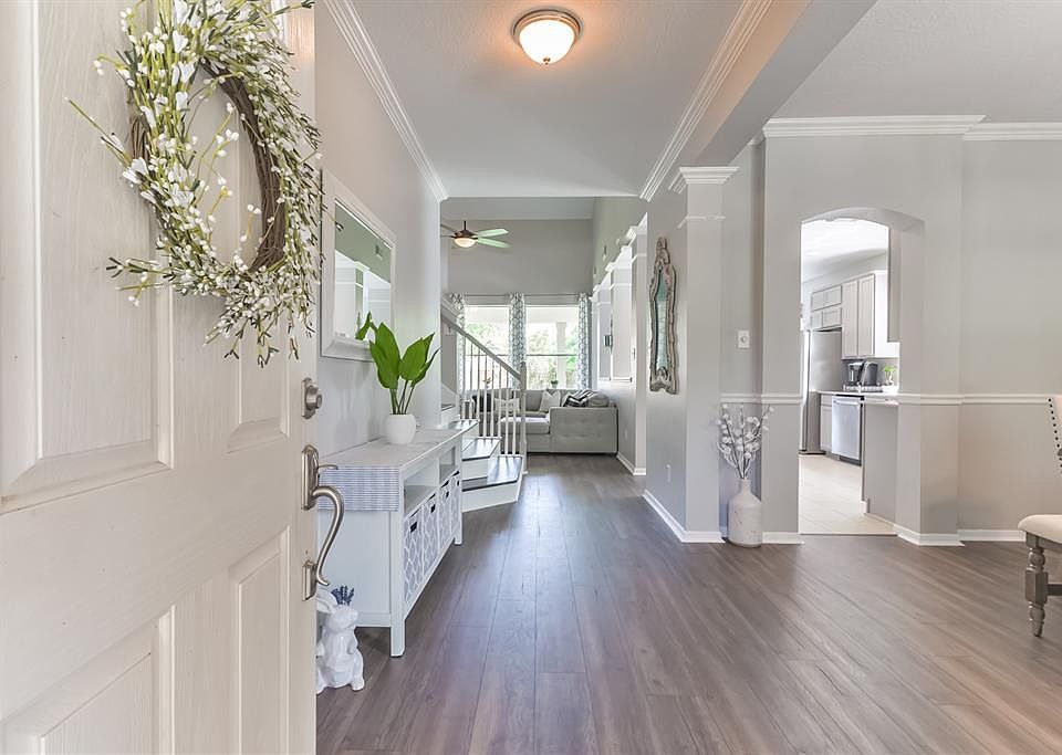 1st image of 10818 Redstone Ct