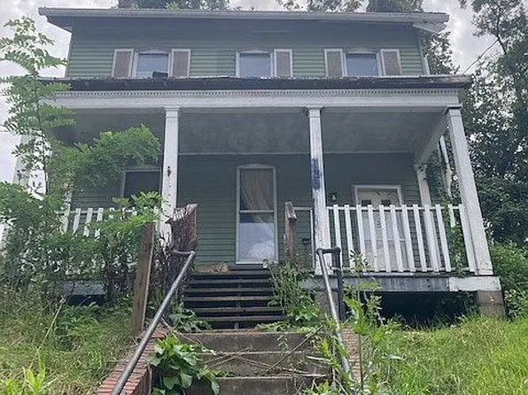 136 Chess St, Monongahela, PA 15063
