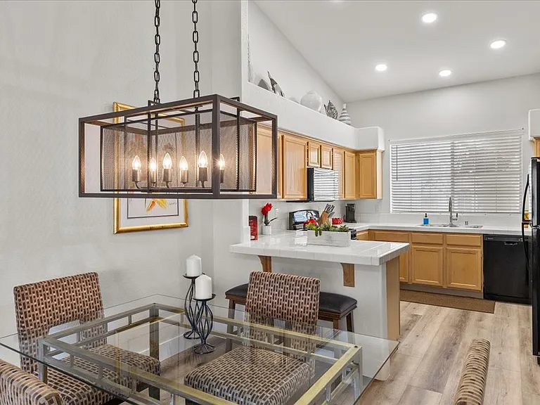 9962 Catalina Canyon Ave — Photo 4