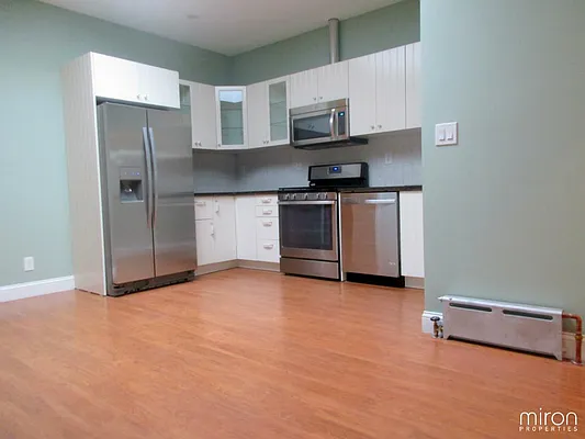 Rented by Miron Properties | media 11