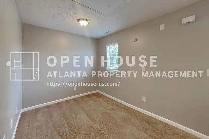 76 Arrowhead Dr — Photo 16