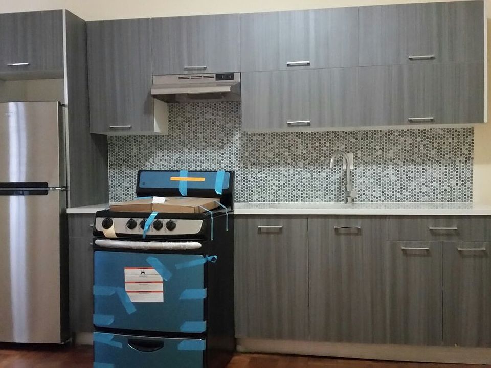 2nd image of 2121 Beekman Pl APT 2H