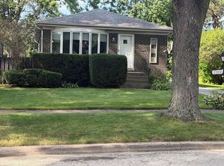 2004 Milton Ave, Park Ridge, IL 60068