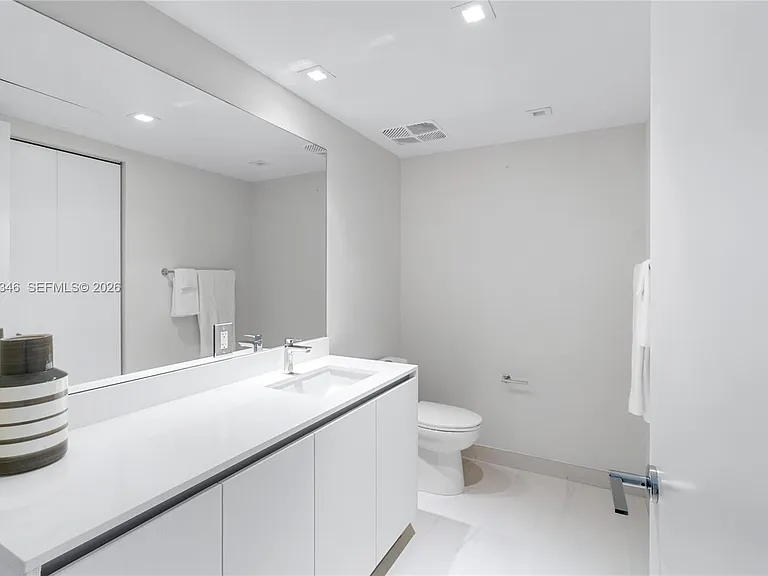 1116 N Ocean Blvd #1404 — Photo 40