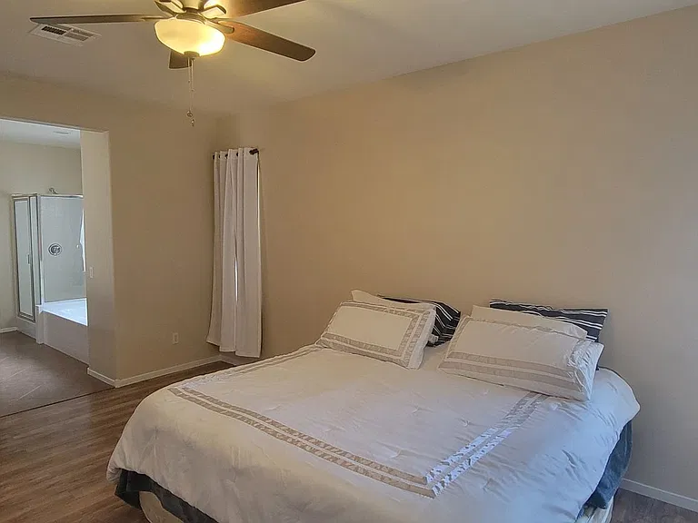 3833 Bowers Hollow Ave — Photo 11