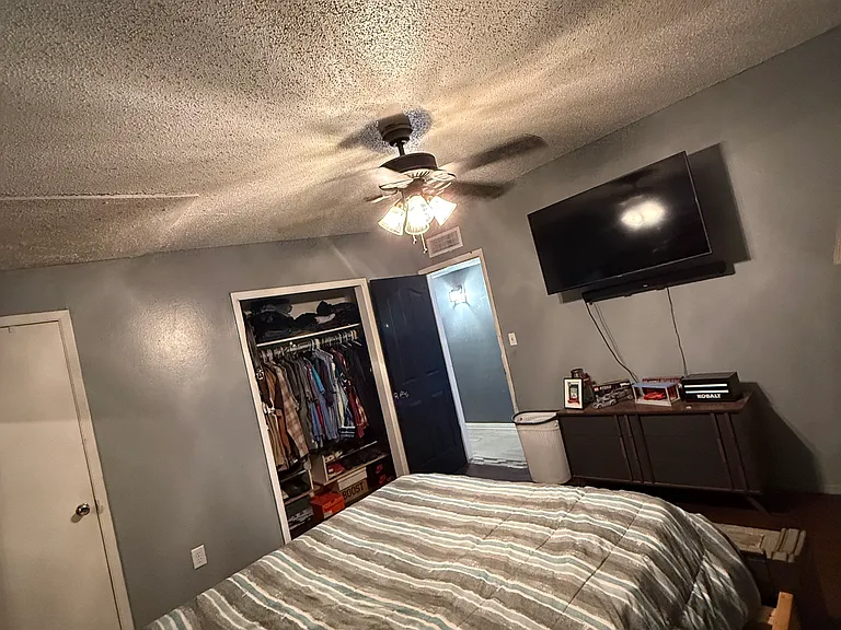 10443 Kendall St — Photo 33