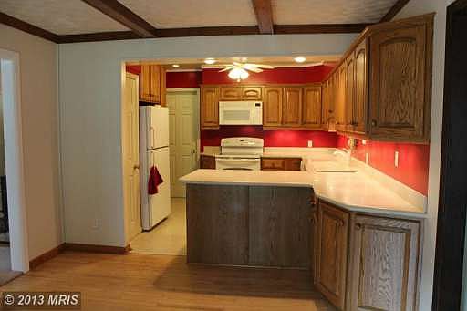 5th image of 24588 Greenview Dr