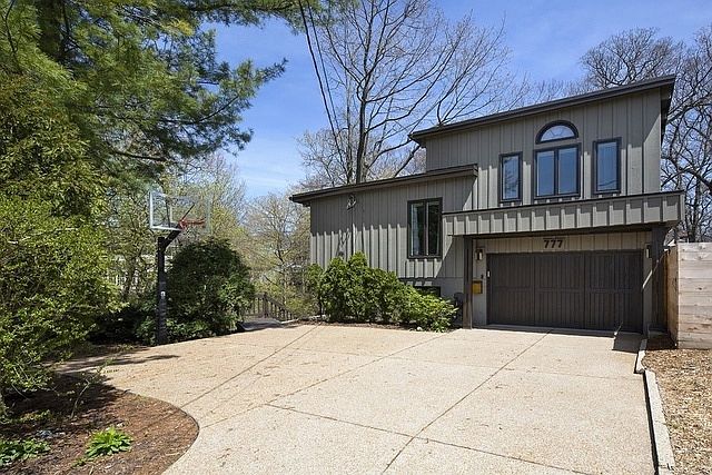 1st image of 777 Saint Johns Ave