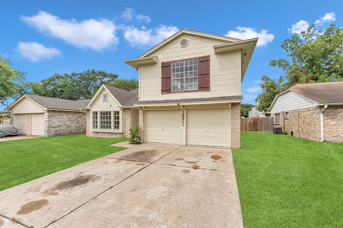 Building Photo - 10311 Blue Oak Dr