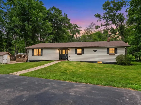 N4738 17th Ave, Mauston, WI 53948