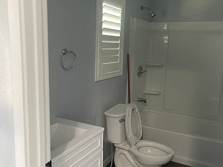 3529 Douglass Ave — Photo 5