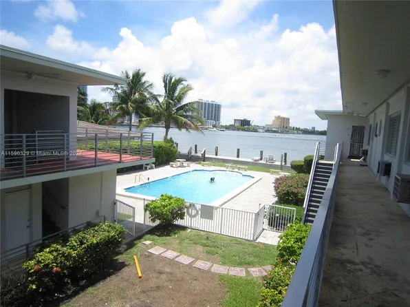 2250 Bay Dr APT 10, Miami Beach, FL 33141