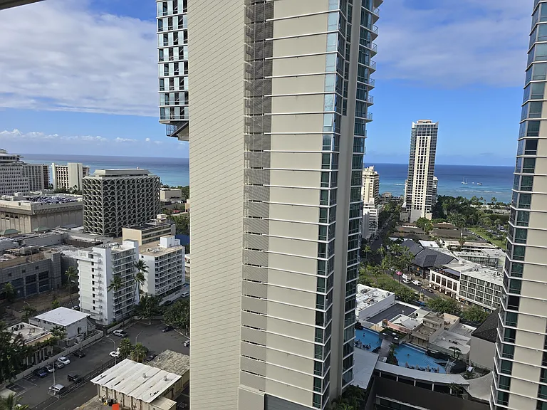 2140 Kuhio Ave #Penthouse 2506-1 — Photo 16