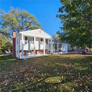 323 Glendale Rd, Liberty, MO, 64068