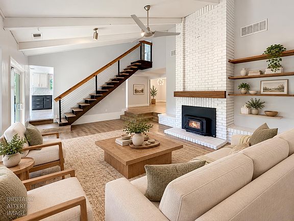 3rd image of 27466 Table Meadow Rd