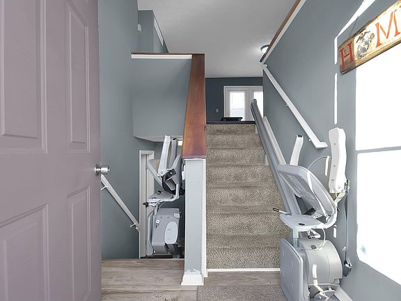 3rd image of 2516 Bridlewood Ct