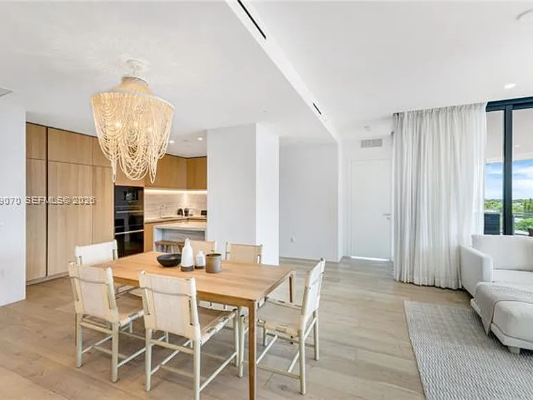 8701 Collins Ave #605 — Photo 18