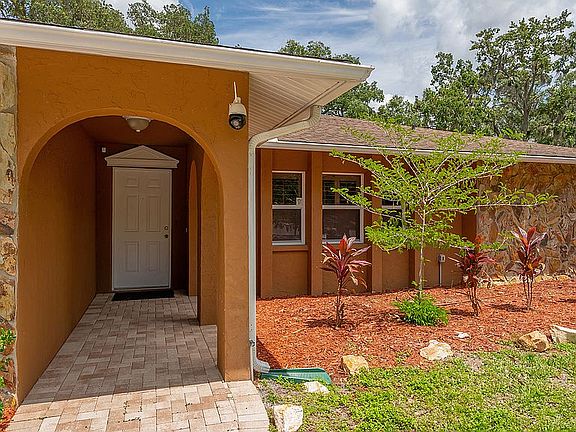 5th image of 3945 Trentwood Pl