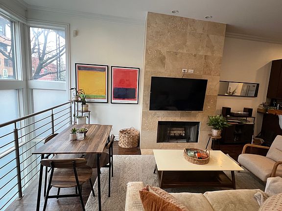 3rd image of 2225 W Armitage Ave #1
