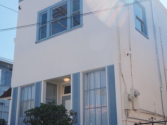 4th image of 121 Brookes Ave