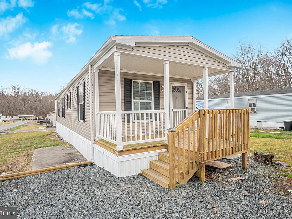 1st image of 606 Dogwood Dr